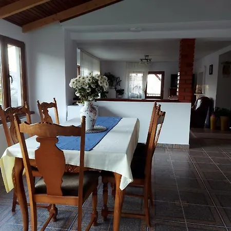 Pensiunea Poiana Luminoasa Villa Bughea de Jos