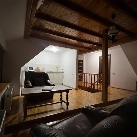 Villa Pensiunea Poiana Luminoasa Bughea de Jos