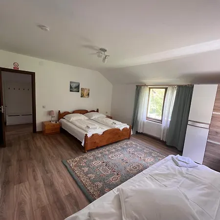 Pensiunea Poiana Luminoasa Villa Bughea de Jos